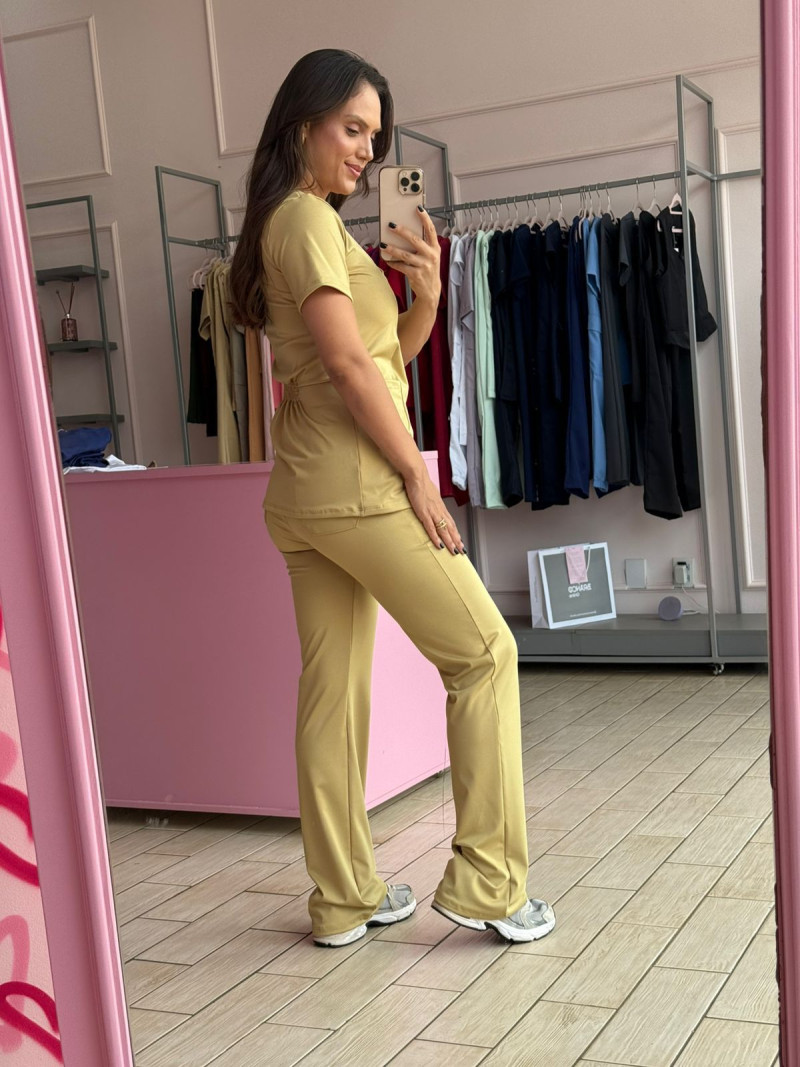 Scrub Ava Folhagem